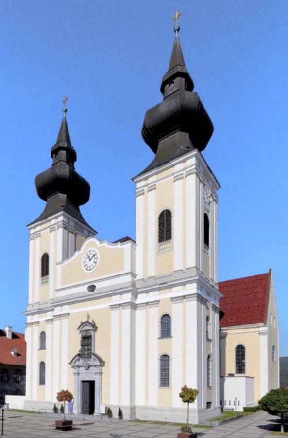 Pension Artstetten Exteriör bild